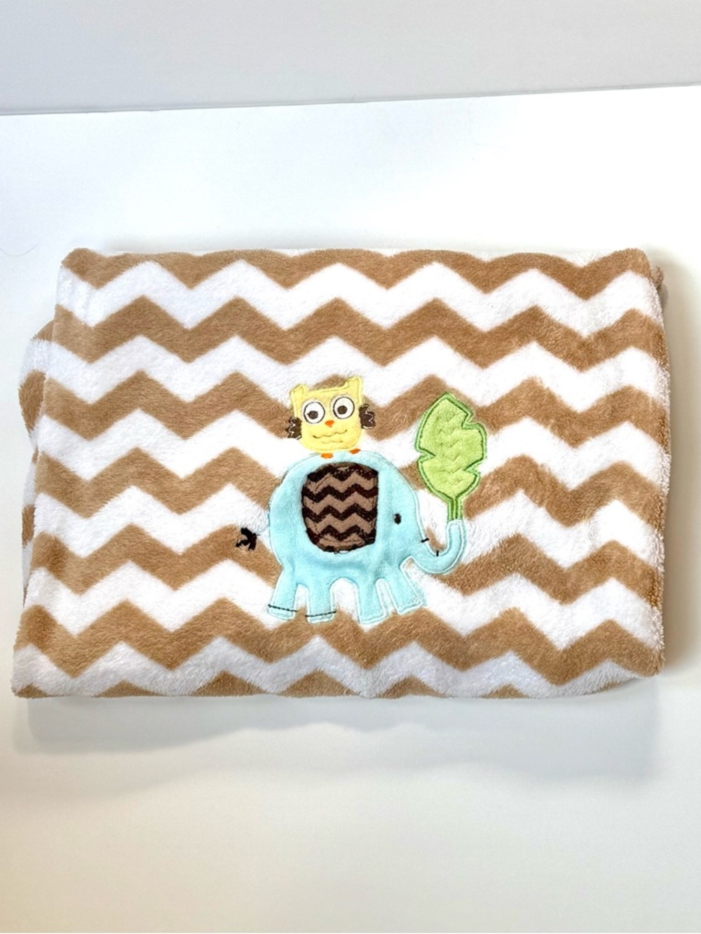 Circo Chevron Zig Zag Brown Fuzzy Elephant Owl Tree Blanket